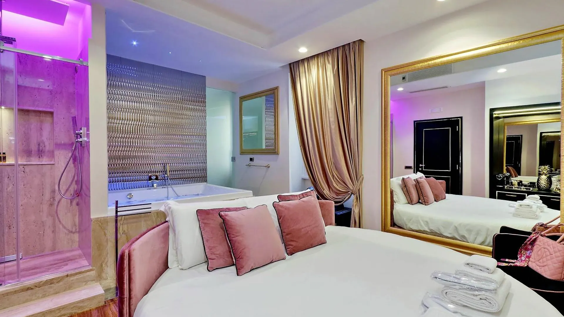 Apartment Spanish Gold Edition Rome Italy