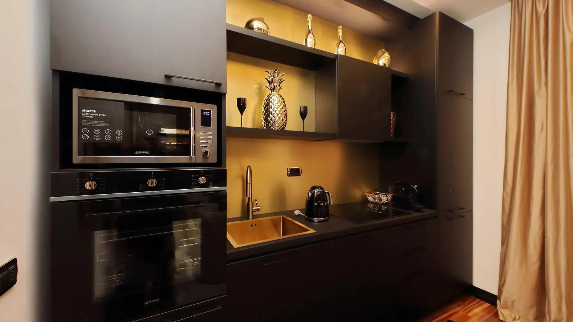 Apartment Spanish Gold Edition Rome
