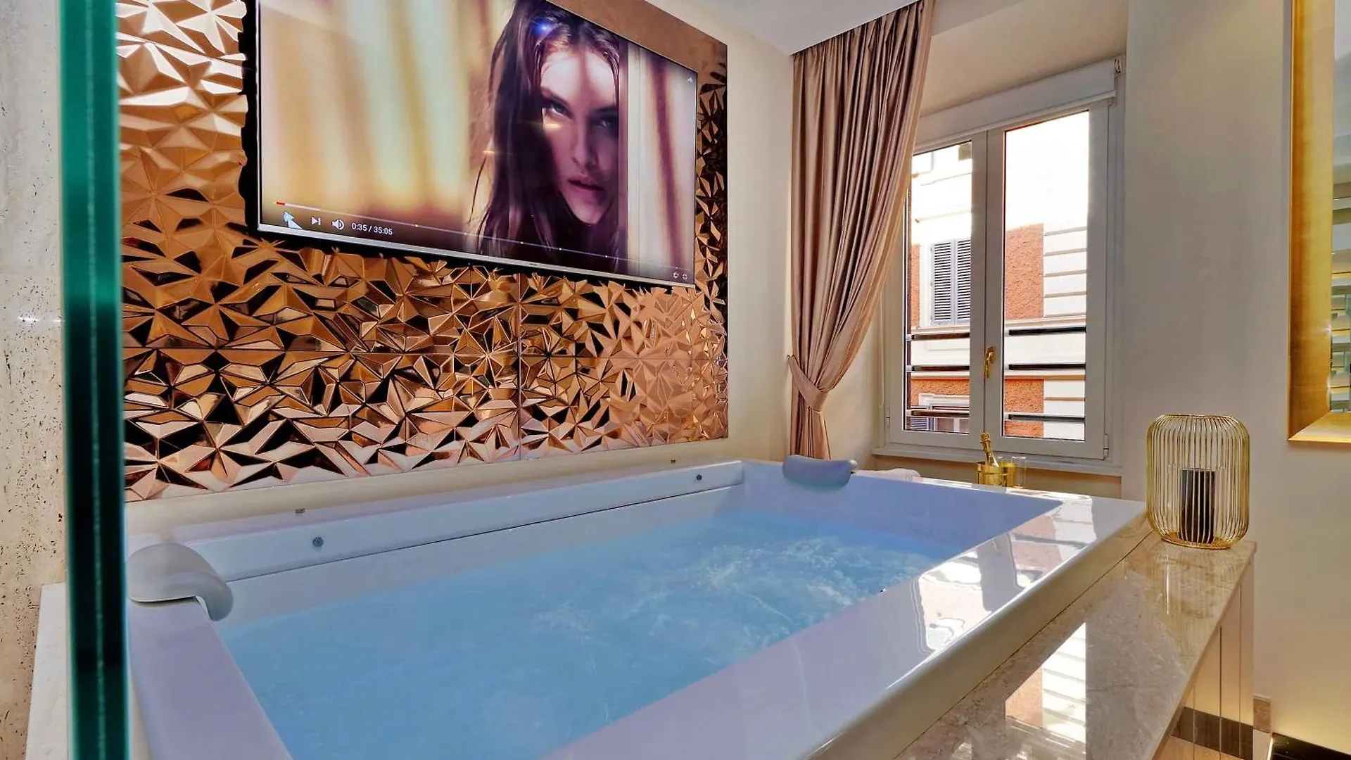 Apartment Spanish Gold Edition Rome